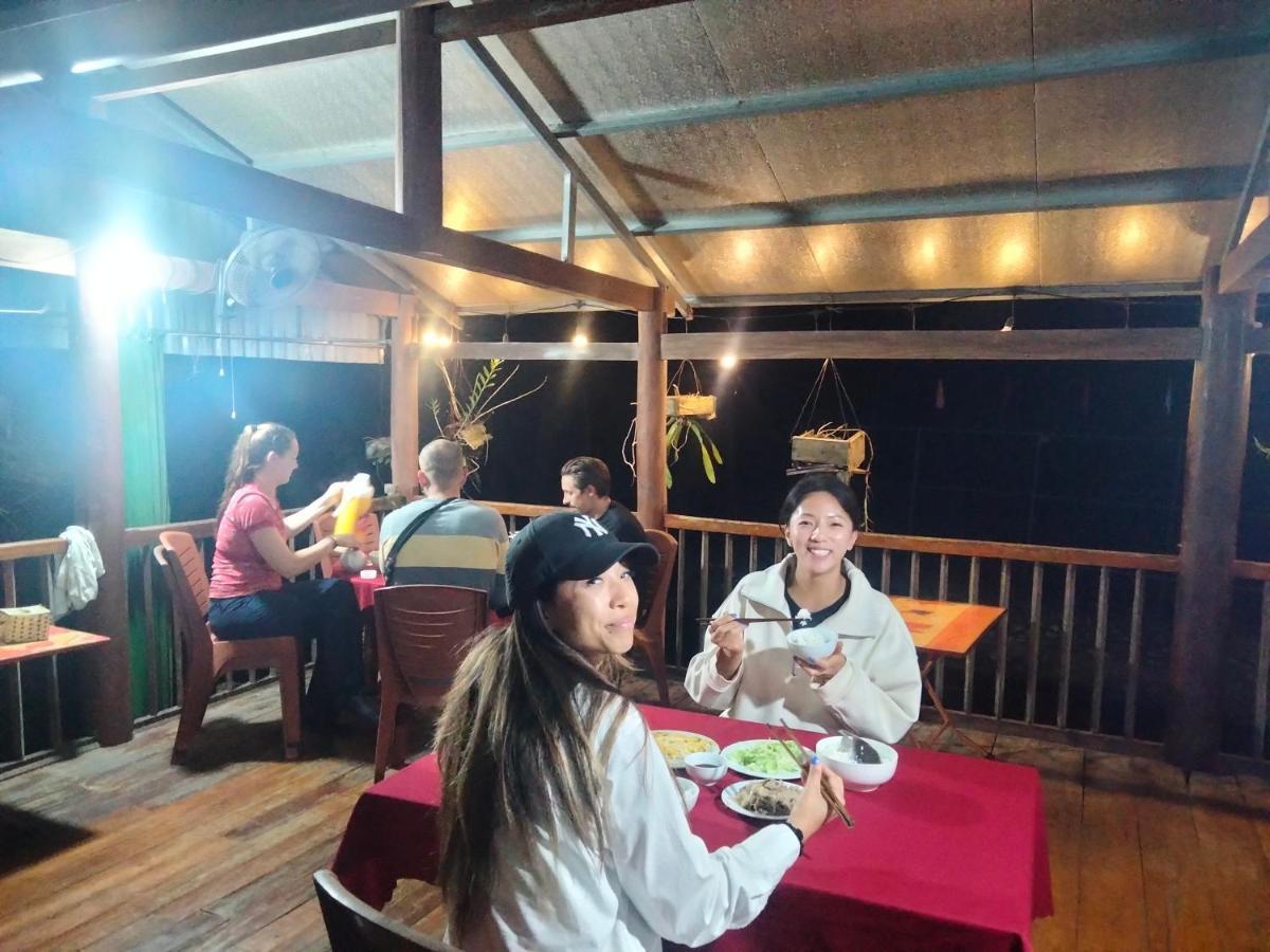 Tran Xuan Homestay Ba Be Exteriör bild