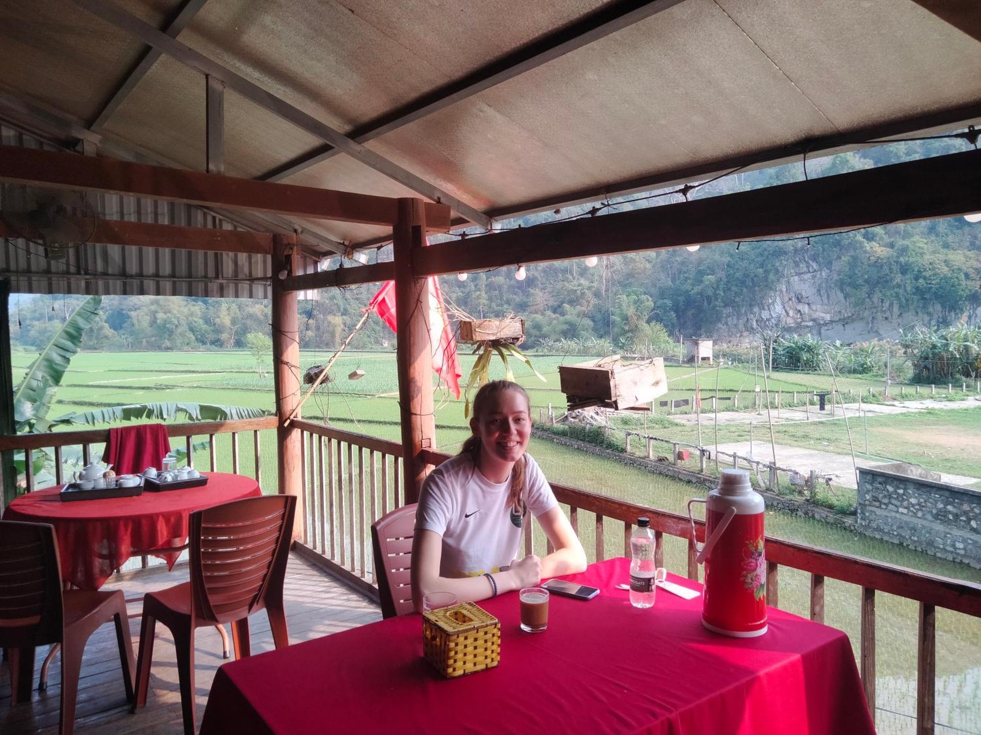 Tran Xuan Homestay Ba Be Exteriör bild