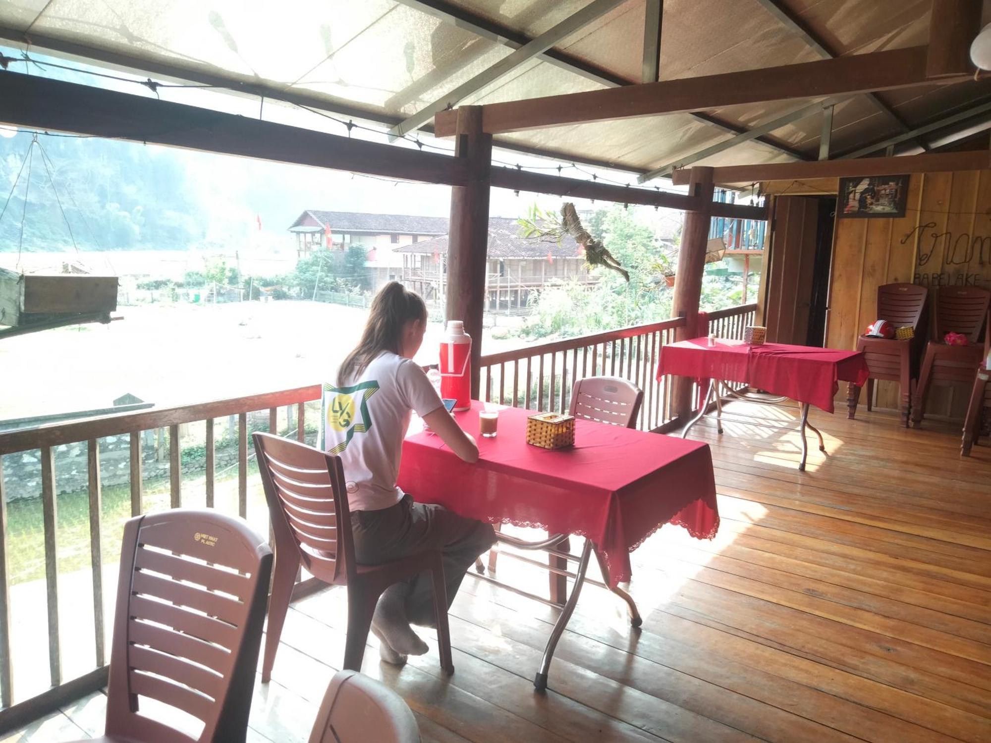 Tran Xuan Homestay Ba Be Exteriör bild