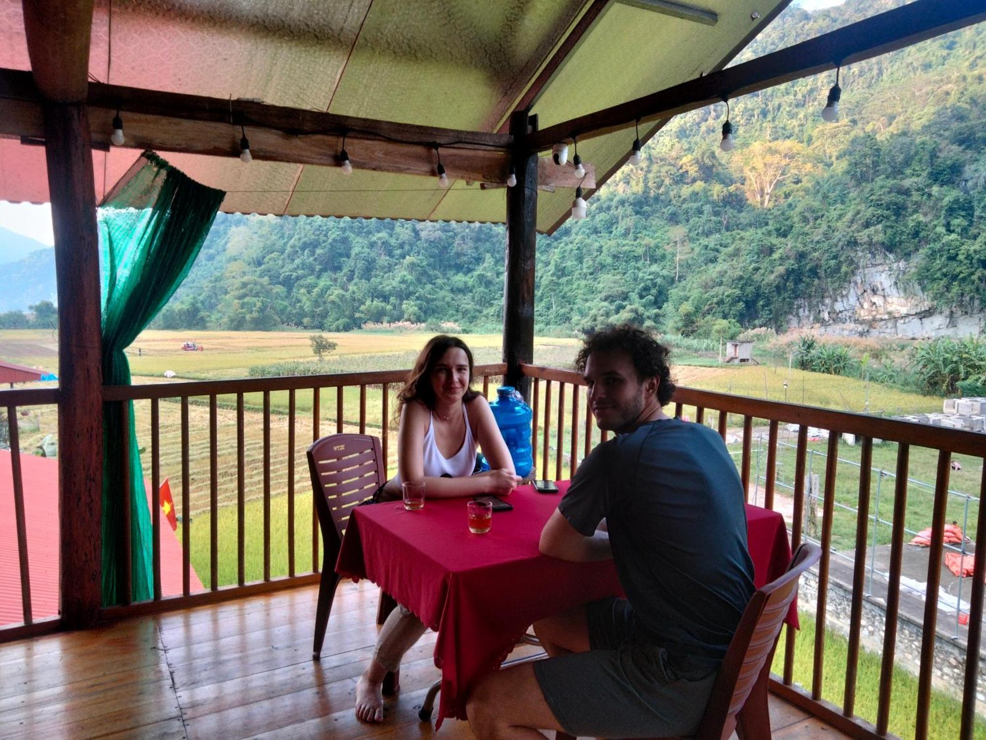 Tran Xuan Homestay Ba Be Exteriör bild