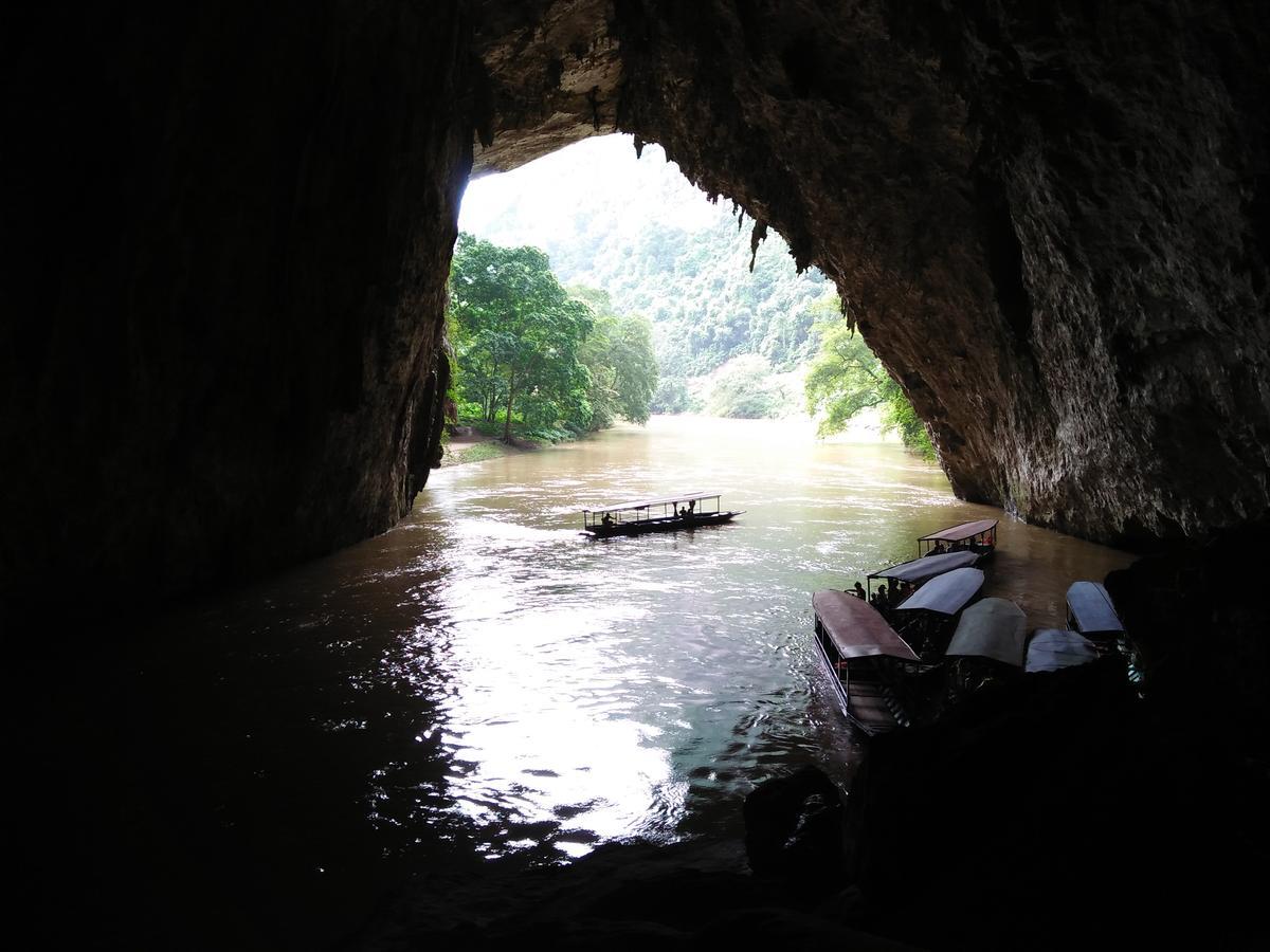 Tran Xuan Homestay Ba Be Exteriör bild