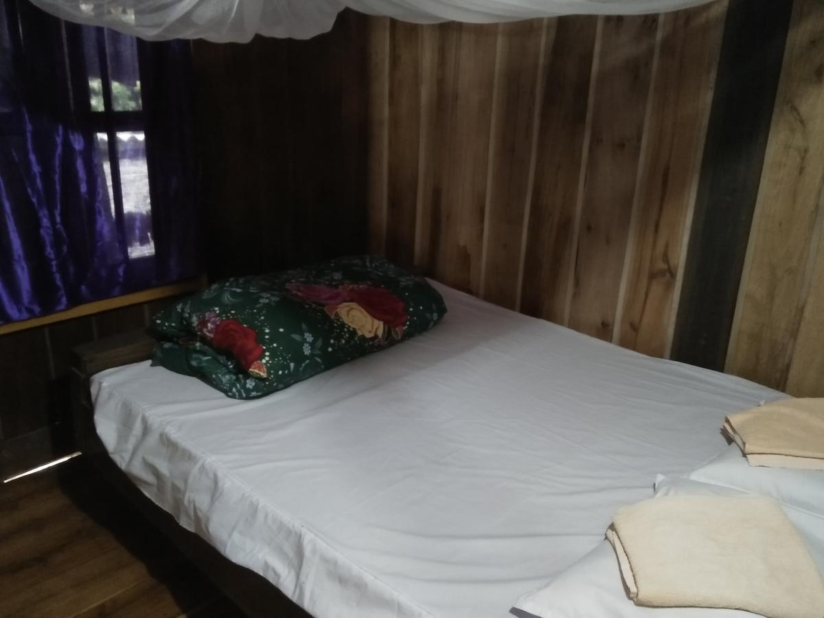 Tran Xuan Homestay Ba Be Exteriör bild