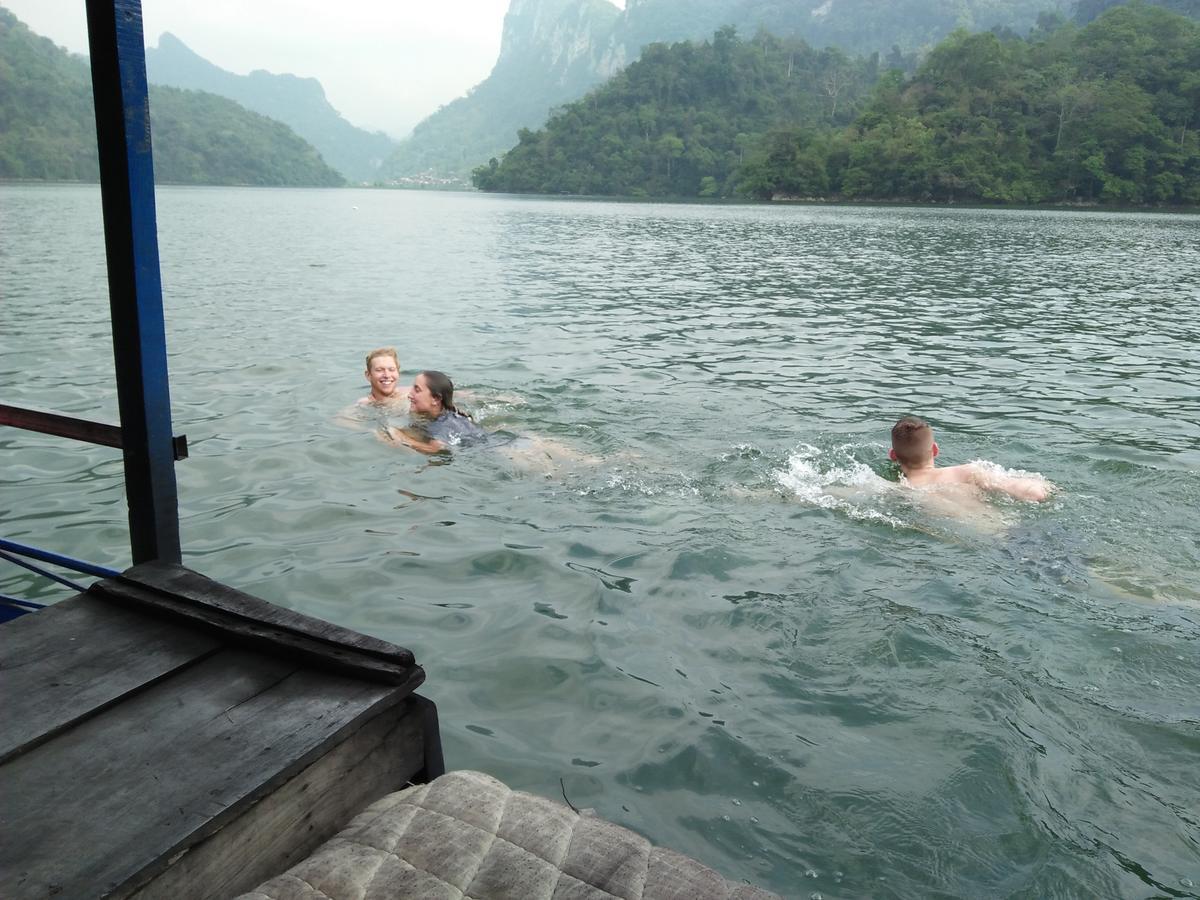 Tran Xuan Homestay Ba Be Exteriör bild