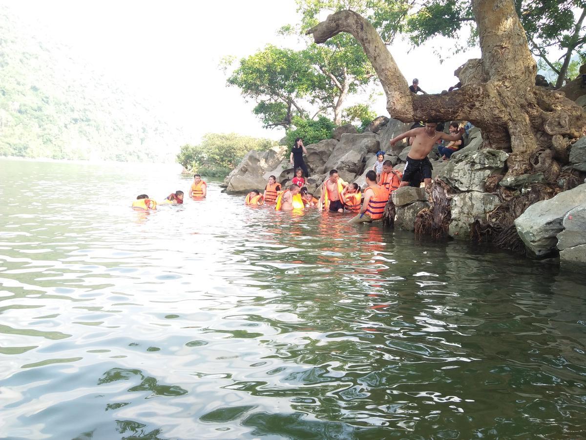 Tran Xuan Homestay Ba Be Exteriör bild