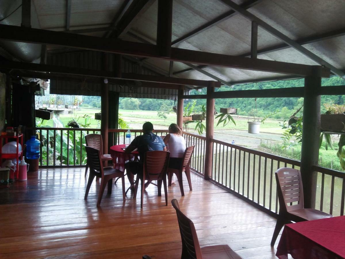 Tran Xuan Homestay Ba Be Exteriör bild