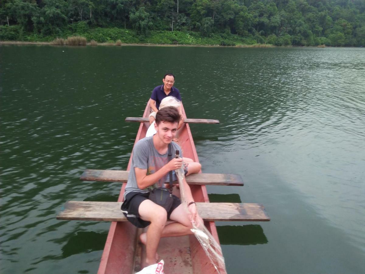 Tran Xuan Homestay Ba Be Exteriör bild
